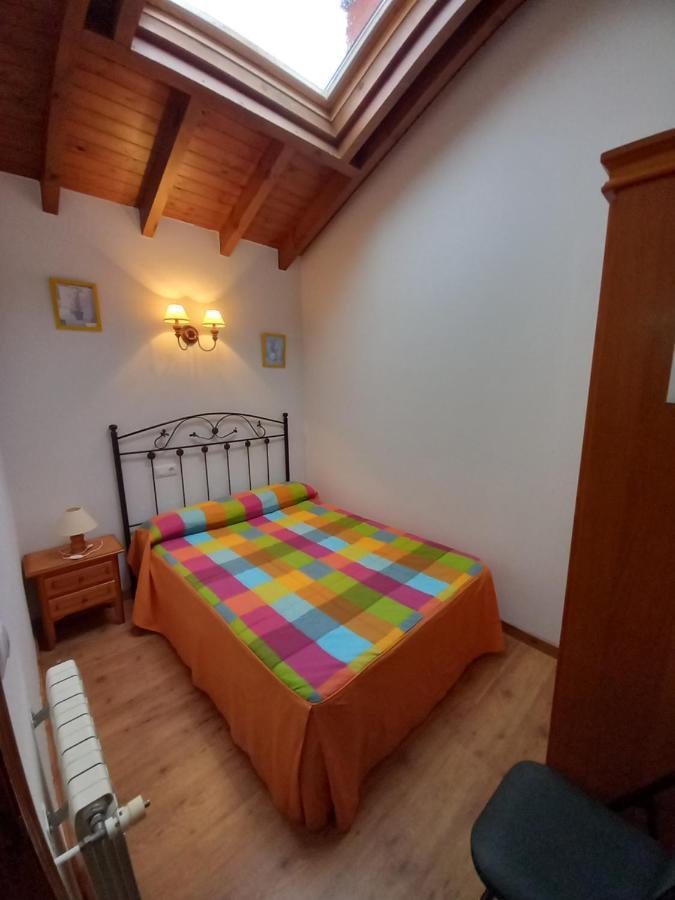 Apartamentos Rurales Llagumelon Villahormes Exterior foto